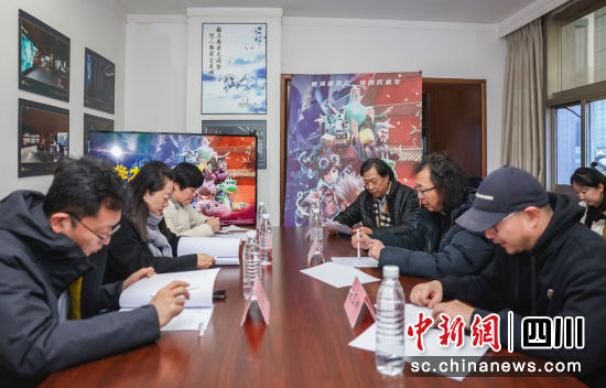 �����Ӱ���콵���Ρ����Ҽ�ý�wӳ�����F(xi��n)��(ch��ng)�����콵���Ρ����M���D