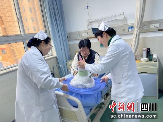 �����o(h��)ʿ��ѩ���͵����ߵĲ������Ĵ�ʡ����(f��)�t(y��)Ժ���D