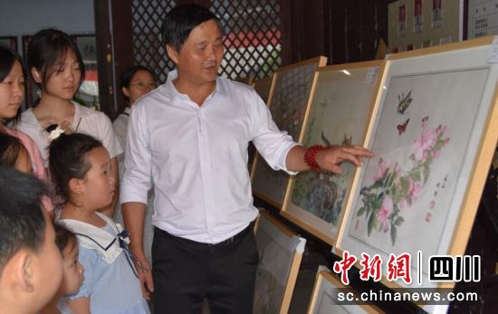 չ���F(xi��n)�����s�h��ý ���D