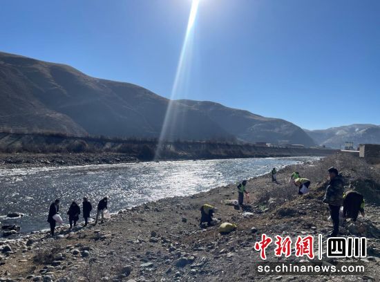 �_չ�ӵ��������������������hί���������D