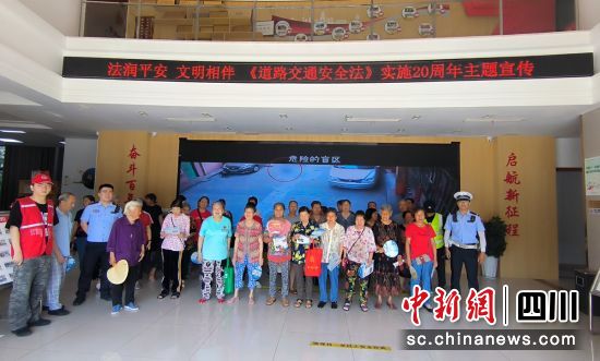 �����Ӱ���؞����� ���D