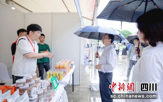 ���(d��ng)�F(xi��n)��������Ȫ �z