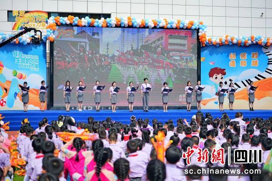 �ĺ��ЌW(xu��)���Č�(sh��)�(y��n)�W(xu��)У�ڶ���У�@ˇ�w��(ji��)����һ���31���e�С�(�ĺ��ЌW(xu��)���Č�(sh��)�(y��n)�W(xu��)У���D)