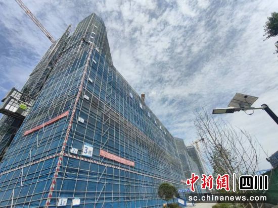 ���ڼӾoʩ���F(xi��n)��(ch��ng)���S��ޱ �z