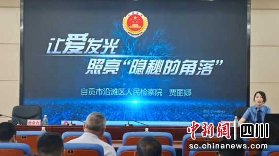 ���v�F�����؞���ý ���D