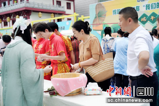 ��ӬF(xi��n)���� ���Ʌ^(q��)��ý�w���Ĺ��D