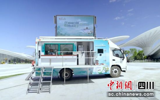 �r(n��ng)�������@������ǰ�O(sh��)�õ����ӽ��ڷ���(w��)܇���Ĵ��r(n��ng)�� ���D