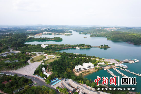 �����ɺ��� �ɺ��^(q��)���D