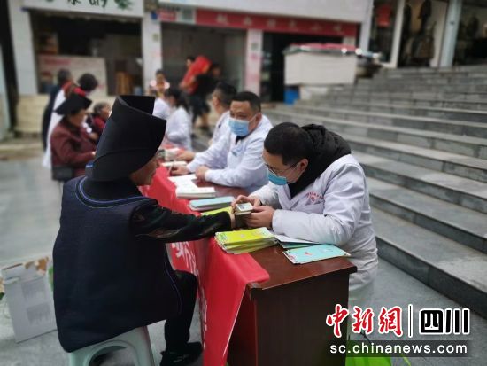 �����S���ڛ�ɽ��ϲ�¿h�_չ�t(y��)��Ԯ�������� ʲ�������t(y��)�t(y��)Ժ���D