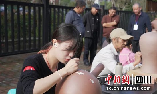 ِF(xin)shý D