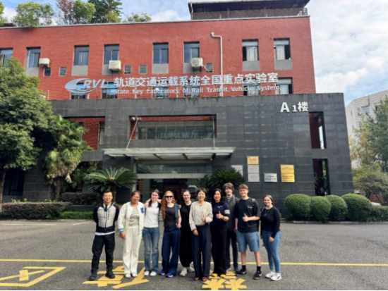 ���^���Ͻ�ͨ��W܉����ͨ�\�dϵ�y(t��ng)�����