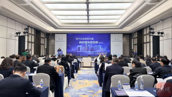 ����óɶ�����Ȧ���O(sh��)Փ���ڳɶ��e������� �z