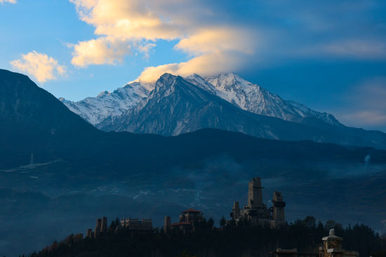 ���(y��ng)����ҫ�Ŷ�ɽ�� ����/�z