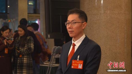 �D����ƽ��ܲ��L�������E �z